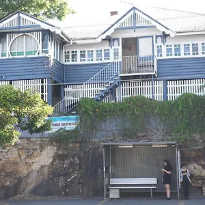 Bluetongue Backpackers Hostel
